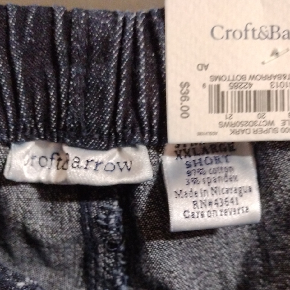 Croft & Barrow Women's Dark Blue Chinos - Picture 4 of 7